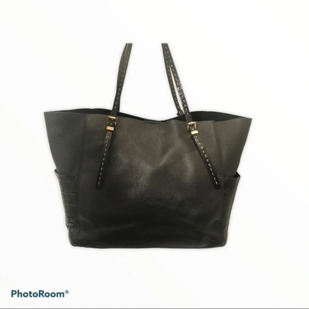 Michael kors luxury collection black leather bag